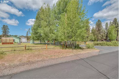53939 Pine Grove Rd, La Pine, OR 97739 - Photo 1
