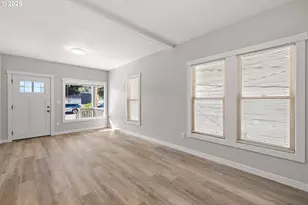 1219 SE Rhine St, Portland, OR 97202 - Photo 7