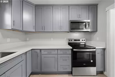 1219 SE Rhine St, Portland, OR 97202 - Photo 11