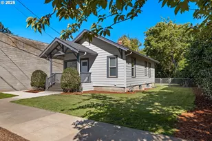 1219 SE Rhine St, Portland, OR 97202 - Photo 3