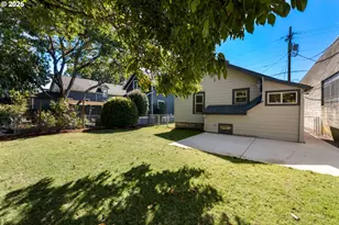 1219 SE Rhine St, Portland, OR 97202 - Photo 21