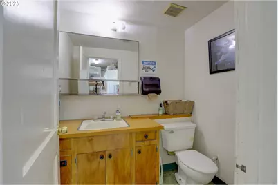 702 Myrtle St, The Dalles, OR 97058 - Photo 25