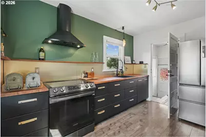 1919 5th St NE, Salem, OR 97301 - Photo 17