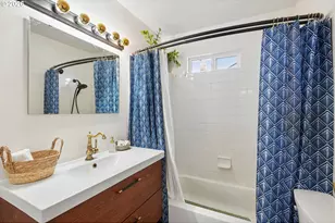 1919 5th St NE, Salem, OR 97301 - Photo 23
