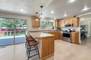 111 Hillcrest Dr, Baker City, OR 97814 - Photo 13