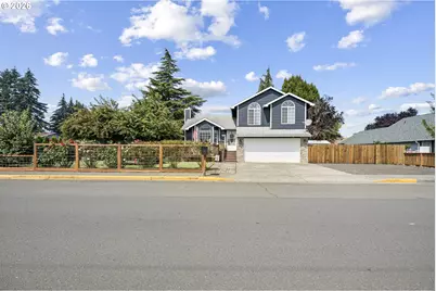 1001 N Broadway St, Estacada, OR 97023 - Photo 1