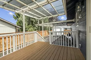 1001 N Broadway St, Estacada, OR 97023 - Photo 31
