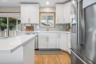 1001 N Broadway St, Estacada, OR 97023 - Photo 13