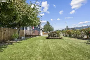 1001 N Broadway St, Estacada, OR 97023 - Photo 45