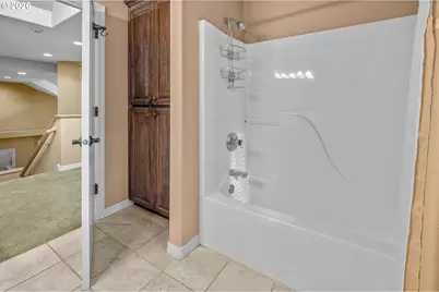 16979 SW Arbutus Dr, Beaverton, OR 97007 - Photo 35