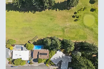 13506 NE Hassalo St, Portland, OR 97230 - Photo 35