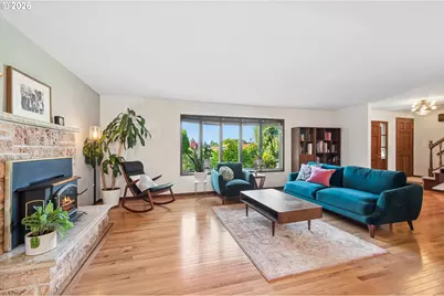 13506 NE Hassalo St, Portland, OR 97230 - Photo 7