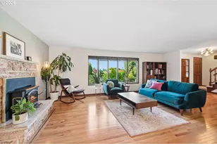 13506 NE Hassalo St, Portland, OR 97230 - Photo 7