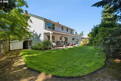 13506 NE Hassalo St, Portland, OR 97230 - Photo 29