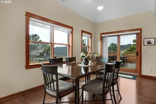 123 S Hemlock St, Cannon Beach, OR 97110 - Photo 27