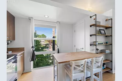 3970 N Interstate Ave #301, Portland, OR 97227 - Photo 15