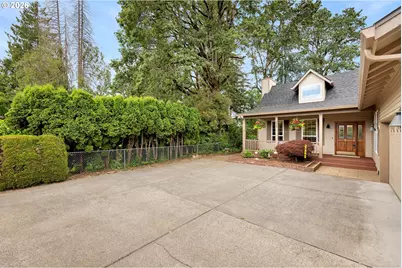 2309 G St, Washougal, WA 98671 - Photo 3