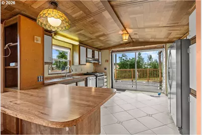 12261 N Westshore Dr, Portland, OR 97217 - Photo 7