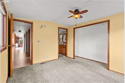 12261 N Westshore Dr, Portland, OR 97217 - Photo 15