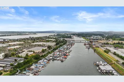12261 N Westshore Dr, Portland, OR 97217 - Photo 29