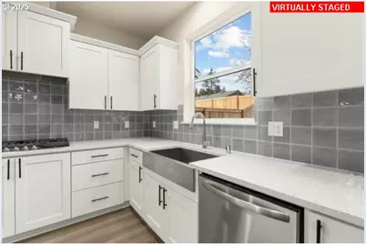 10536 SE Heritage Rd, Happy Valley, OR 97086 - Photo 17