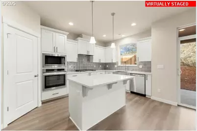 10536 SE Heritage Rd, Happy Valley, OR 97086 - Photo 15