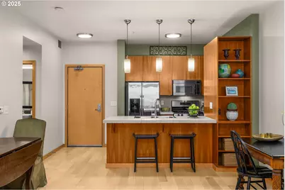 1130 NW 12th Ave #412, Portland, OR 97209 - Photo 11