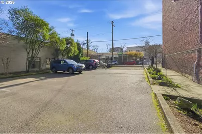 410 NW 18th Ave #007, Portland, OR 97209 - Photo 21