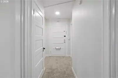 410 NW 18th Ave #007, Portland, OR 97209 - Photo 9