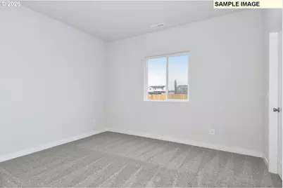 1339 Owl Ave, Woodburn, OR 97071 - Photo 9