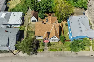 1426 SE Douglas Ave, Roseburg, OR 97470 - Photo 35