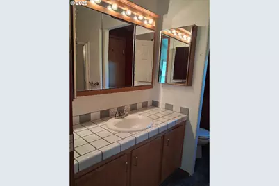 1655 S Elm St #522, Canby, OR 97013 - Photo 17
