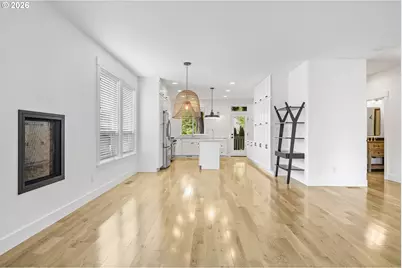 3785 SW Caldew St, Portland, OR 97219 - Photo 5