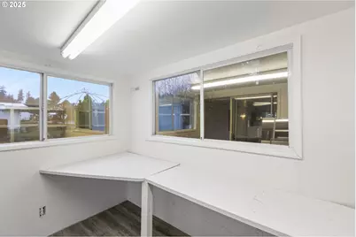 17041 SW Eldorado Dr, Portland, OR 97224 - Photo 33