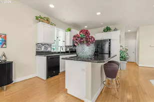 15866 SW Cherrywood Ln, Portland, OR 97224 - Photo 9