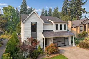3223 SW Caraway Ct, Portland, OR 97219 - Photo 3