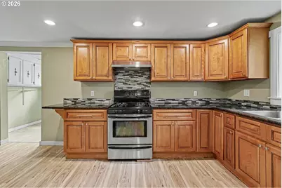 213 Mill St, Silverton, OR 97381 - Photo 19