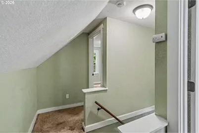 213 Mill St, Silverton, OR 97381 - Photo 25