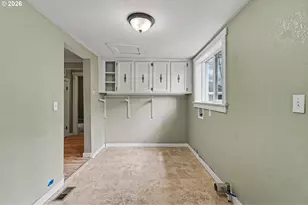 213 Mill St, Silverton, OR 97381 - Photo 23