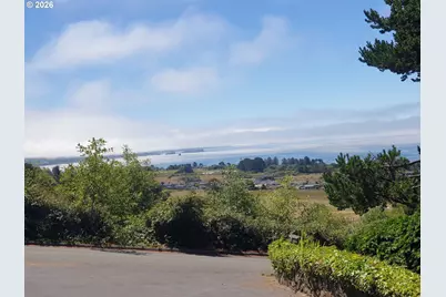 15604 Napa Ln, Brookings, OR 97415 - Photo 35