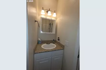 4808 SE 134th Dr, Portland, OR 97236 - Photo 15