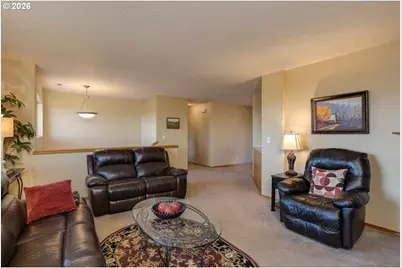 1038 SW Arrowhead Pl, Dundee, OR 97115 - Photo 3