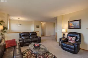 1038 SW Arrowhead Pl, Dundee, OR 97115 - Photo 3