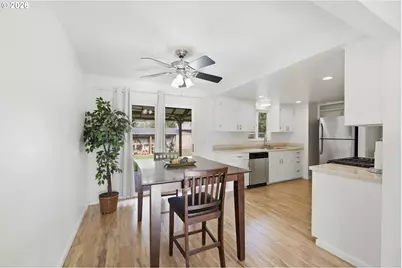 47 Van Fossen Ct, Eugene, OR 97404 - Photo 9