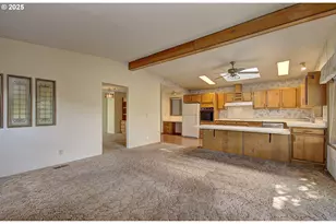 17401 SE 39th St, Vancouver, WA 98683 - Photo 9