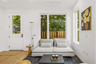 7252 NE Going St, Portland, OR 97218 - Photo 13
