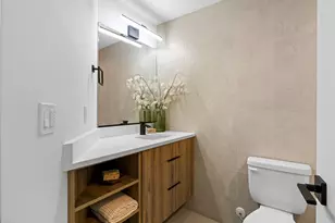 9070 NW Lovejoy St, Portland, OR 97229 - Photo 25