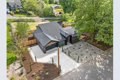 9070 NW Lovejoy St, Portland, OR 97229 - Photo 31