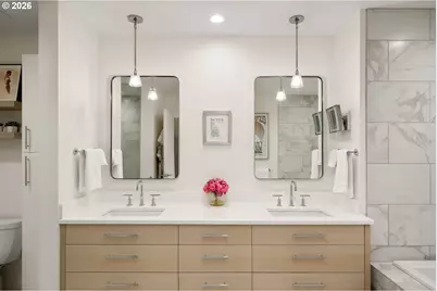 2351 NW Westover Rd #702, Portland, OR 97210 - Photo 23