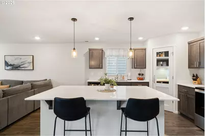 17415 NW 10th Pl, Ridgefield, WA 98642 - Photo 9